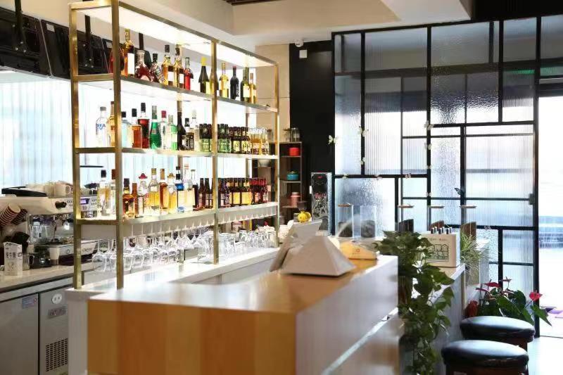 Commercial Business Hotel 4*
